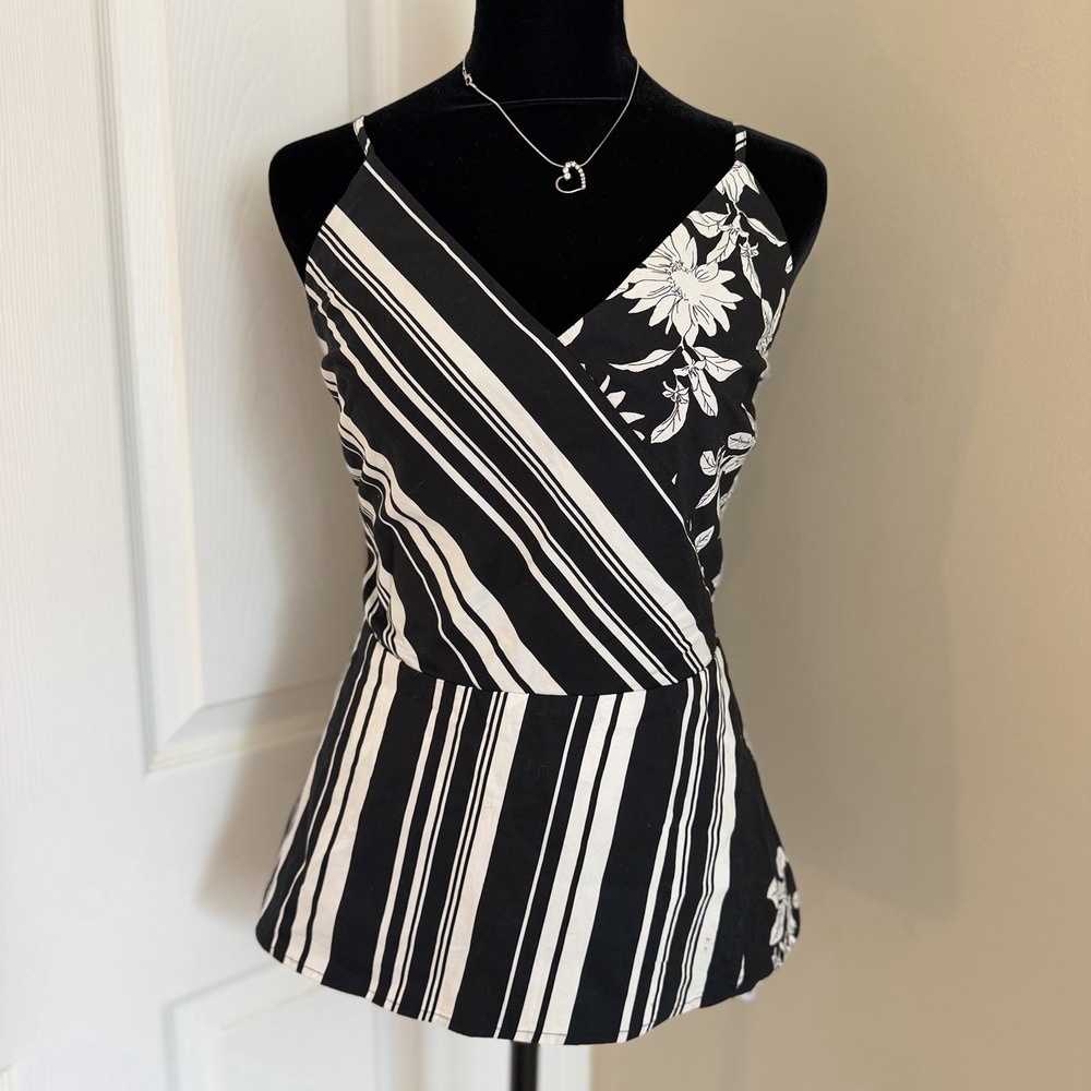 WHBM Women's Black & White Peplum Top Size 8 Mixed Media Floral Stripes Summer